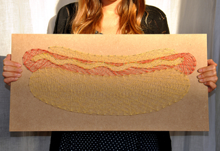 Hot dog / String art / Claire