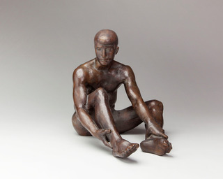 Sitzender Sportler, 1936, Bronze, 32cm × 40cm