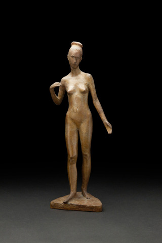 Weiblicher Akt, Mädchen mit Haarknoten, Bronze, 54cm