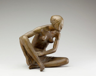 Hockendes Mädchen, 1968, Bronze