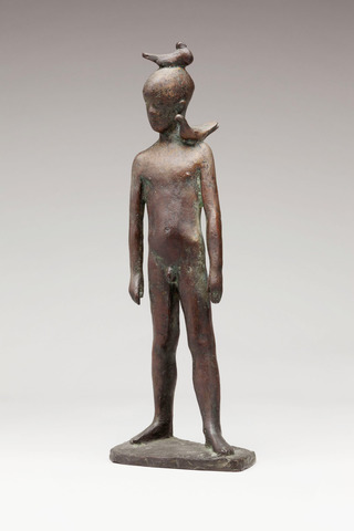 Knabe mit Tauben, 1949/50, Bronze, 31cm