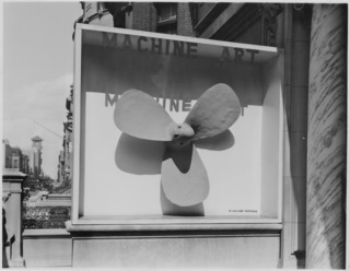 "Machine Art", exposition au Moma, 1934, dir. Alfred Barr