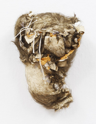 地表の肉片,  mixed media (fake fur, acrylic, thread on  canvas), 20 x 15 x 10cm, 2019.