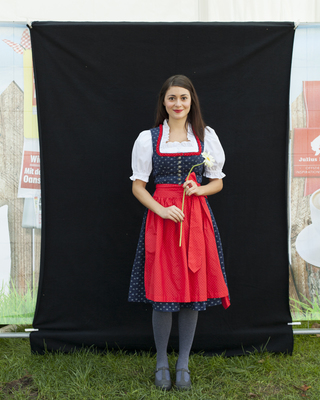 Trachtenfrau #2