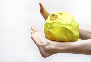 Sophie Kemp

‘The Lemon Game 

(passing the fruits of 

my labours)’ (2020)

Digital photographs, triptych

2162 × 3300px ;
3200 × 2422px

---

This work refers to the party game where objects are passed via any means, except your hands. In socially distant times, perhaps play can suggest another way to make contact, and the absurdity of the labour we must perform under new conditions creates a site for imagination. Possessing a satisfyingly familiar tactility, and a linguistic reference to the defective, spare or criminally underhand, lemons seem an expedient object to provoke unruly playful levity.

---

www.instagram.com/sophiegracekemp