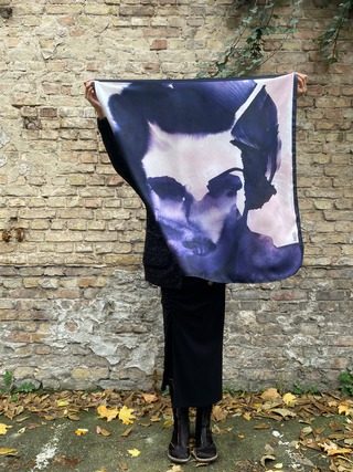 Foulard //100%Silk // € 149,-