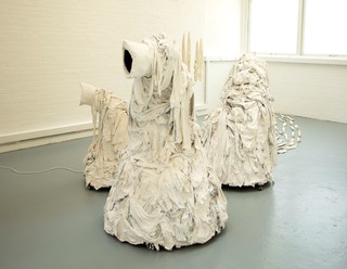 "Spoil/Heap" 2024
Plaster, fabric, steel, porcelain
Image courtesy of @james_bright49